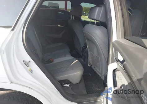 2018 Audi Sq5 3.0T Premium Plus z USA, uszkodzony, nr VIN WA1A4AFY1J2233977